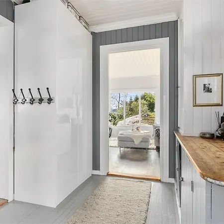 Charming Seaside With Fjord Views Asker