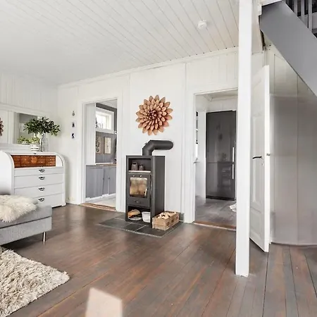 Charming Seaside With Fjord Views Feriehus Asker
