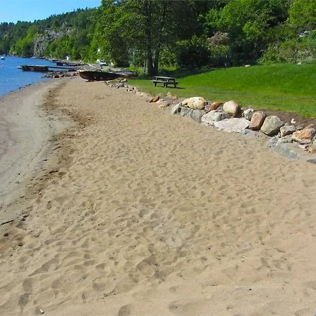 Charming Seaside With Fjord Views אסקר