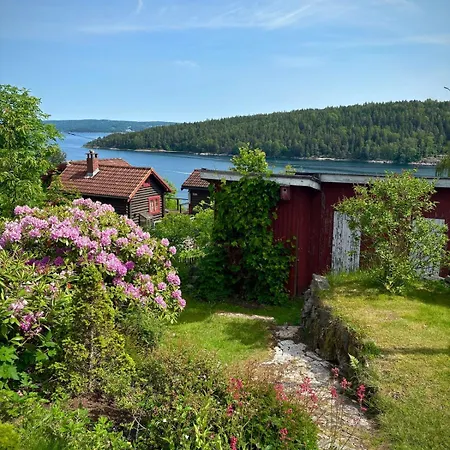 Nyaraló Charming Seaside With Fjord Views Asker