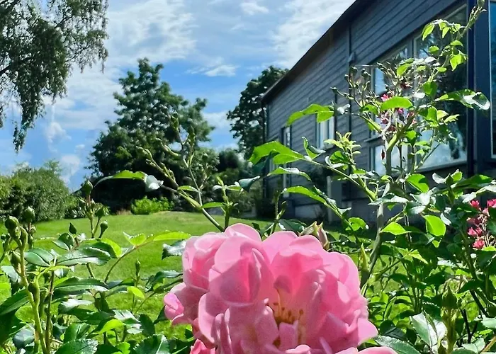 Vakantiehuis Charming Seaside With Fjord Views *