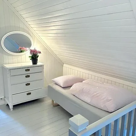 Charming Seaside With Fjord Views *