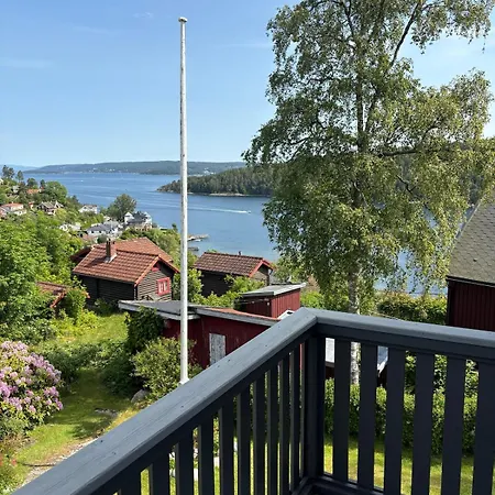 度假居 Charming Seaside With Fjord Views 阿斯克尔